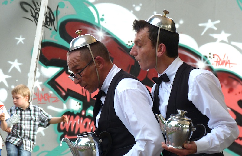 Fichier:Tchafornis 2012 Joe Sature et ses Joyeux osselets 2.jpg