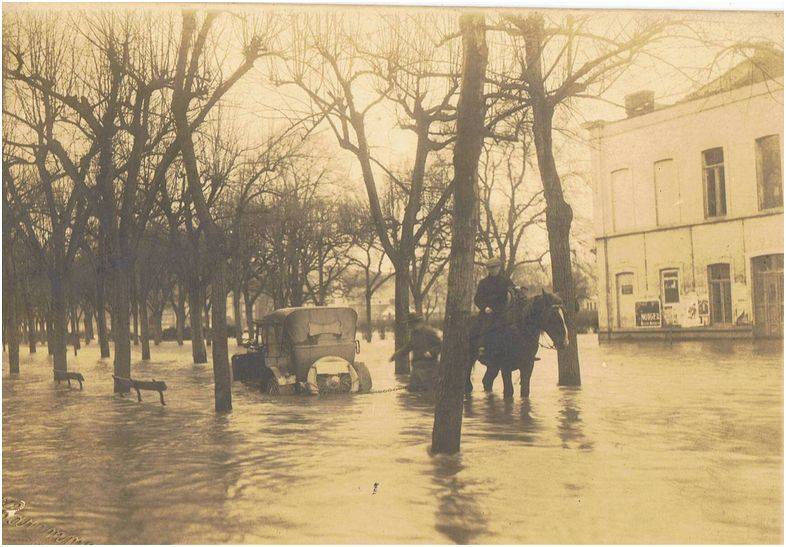 Fichier:Inondation Huy 1926-8.jpg