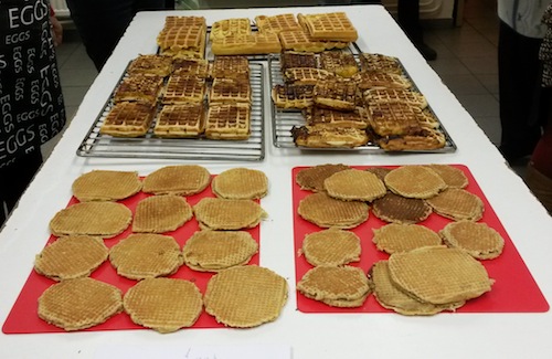 Fichier:Atelier cuisine CCE gaufres-01.jpg