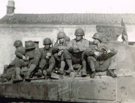 Fichier:Guerre 40-45 10.jpg