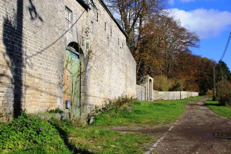 Fichier:Ferme de Himbe 4.71.jpg