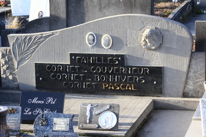 Fichier:Cornet-Gouverneur NC167.JPG