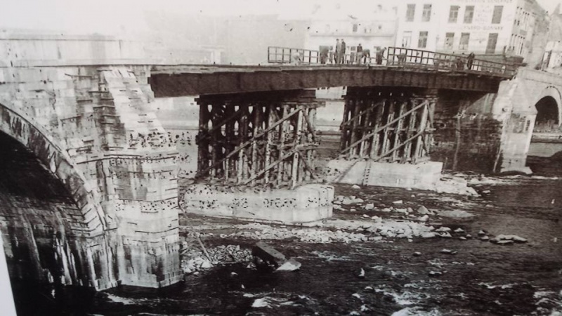 Fichier:Li Pontia10.jpg