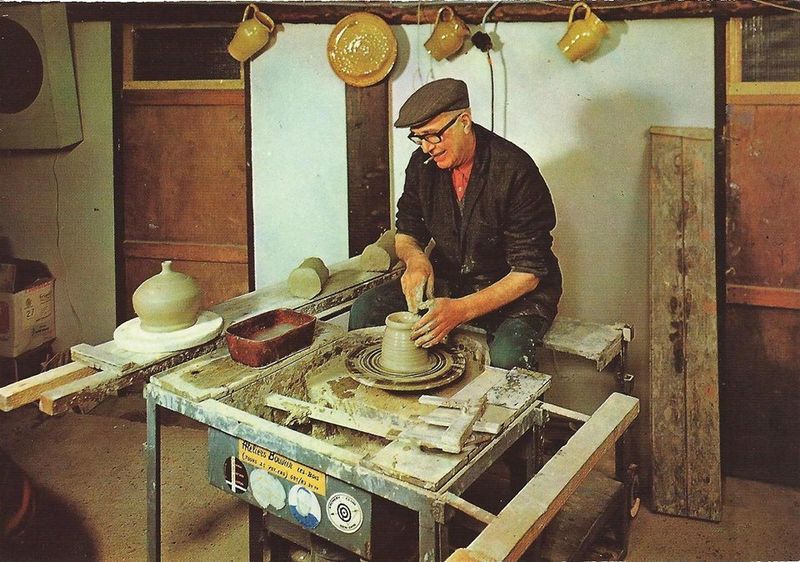 Fichier:Poterie de Ben-Ahin4.jpeg