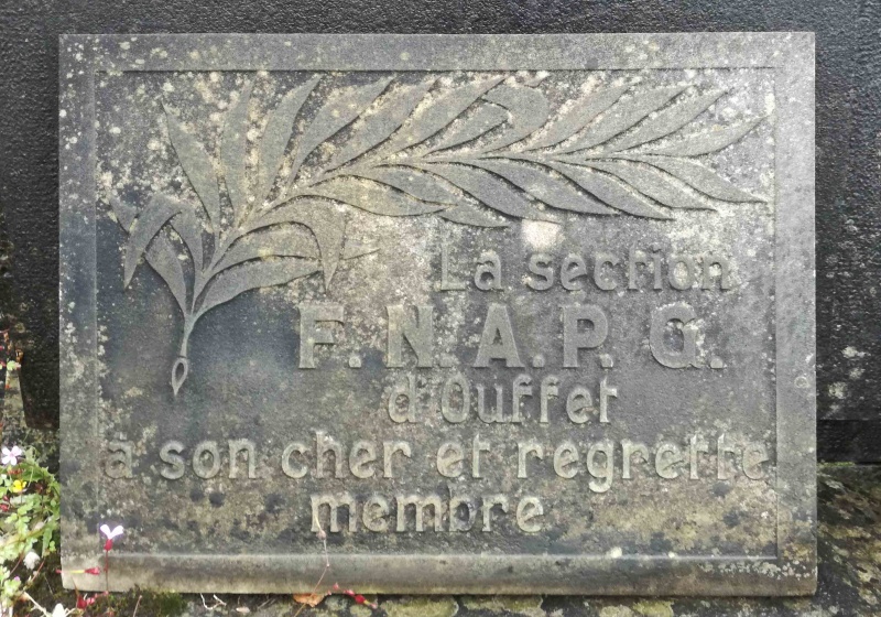 Fichier:Sépulchre 7 NC27.jpg