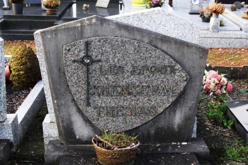 Fichier:Xhenseval-Thésias NC512.JPG