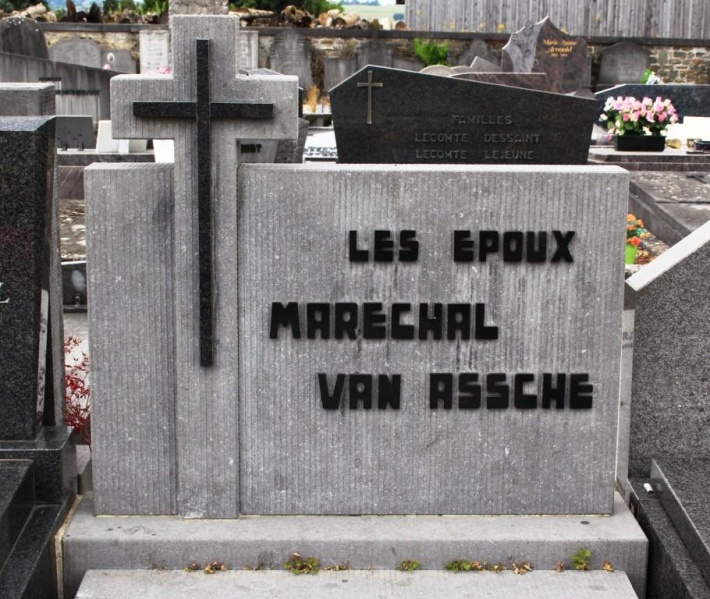 Fichier:Maréchal-Van Assche NC295.JPG