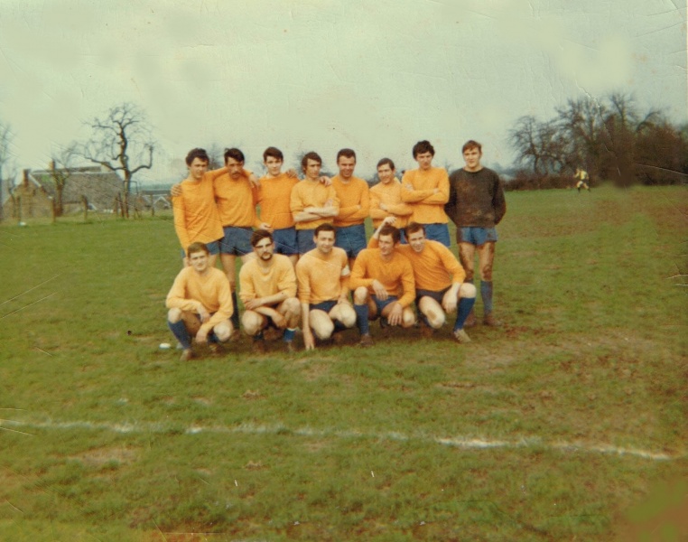 Fichier:Foot 84.71.jpg