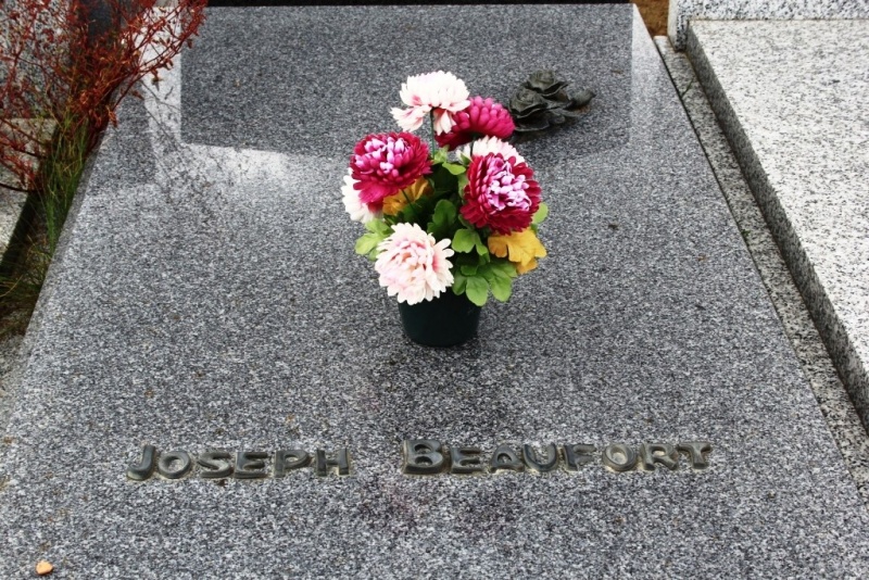 Fichier:Beaufort Joseph NC530.jpg